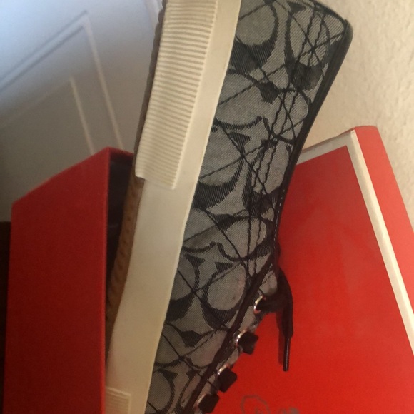 Coach Kalyn Sneakers - Picture 4 of 8